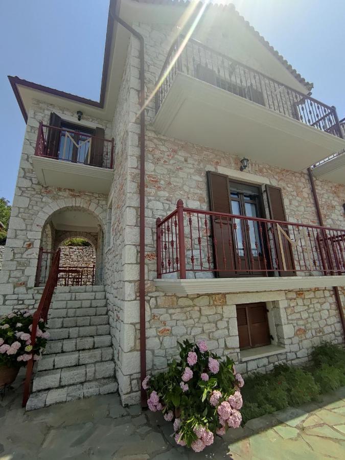 Meterizi Guesthouse Varvíca Kültér fotó