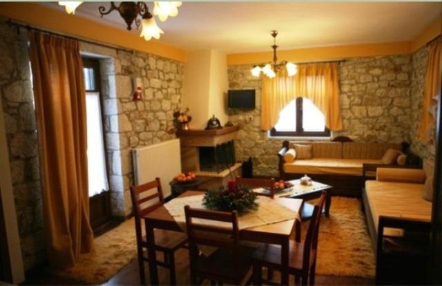 Meterizi Guesthouse Varvíca Kültér fotó